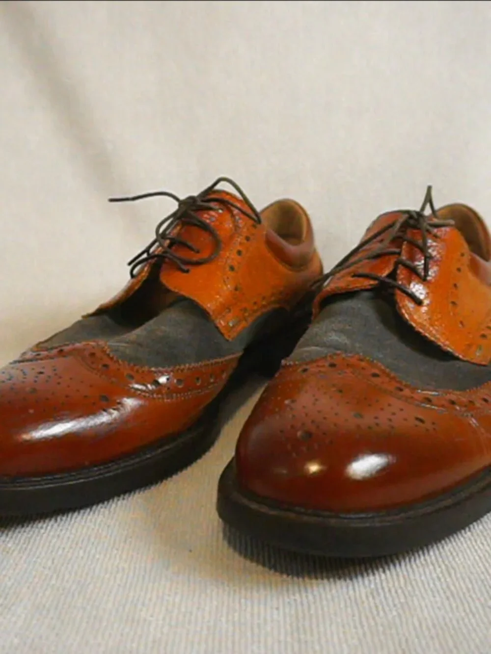 London Embassy men's two-tone wingtip Oxford dress shoes brown and gray leather,